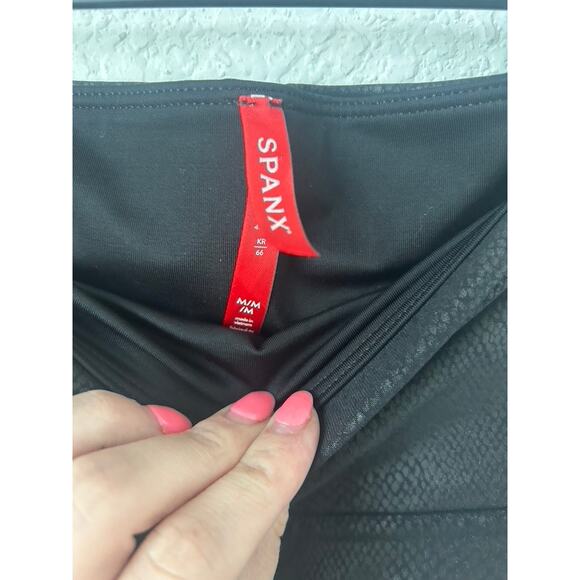 SPANX Faux Leather Foiled Snake Leggings - Picture 3 of 4